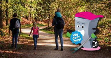 familie in bos met roze kliko